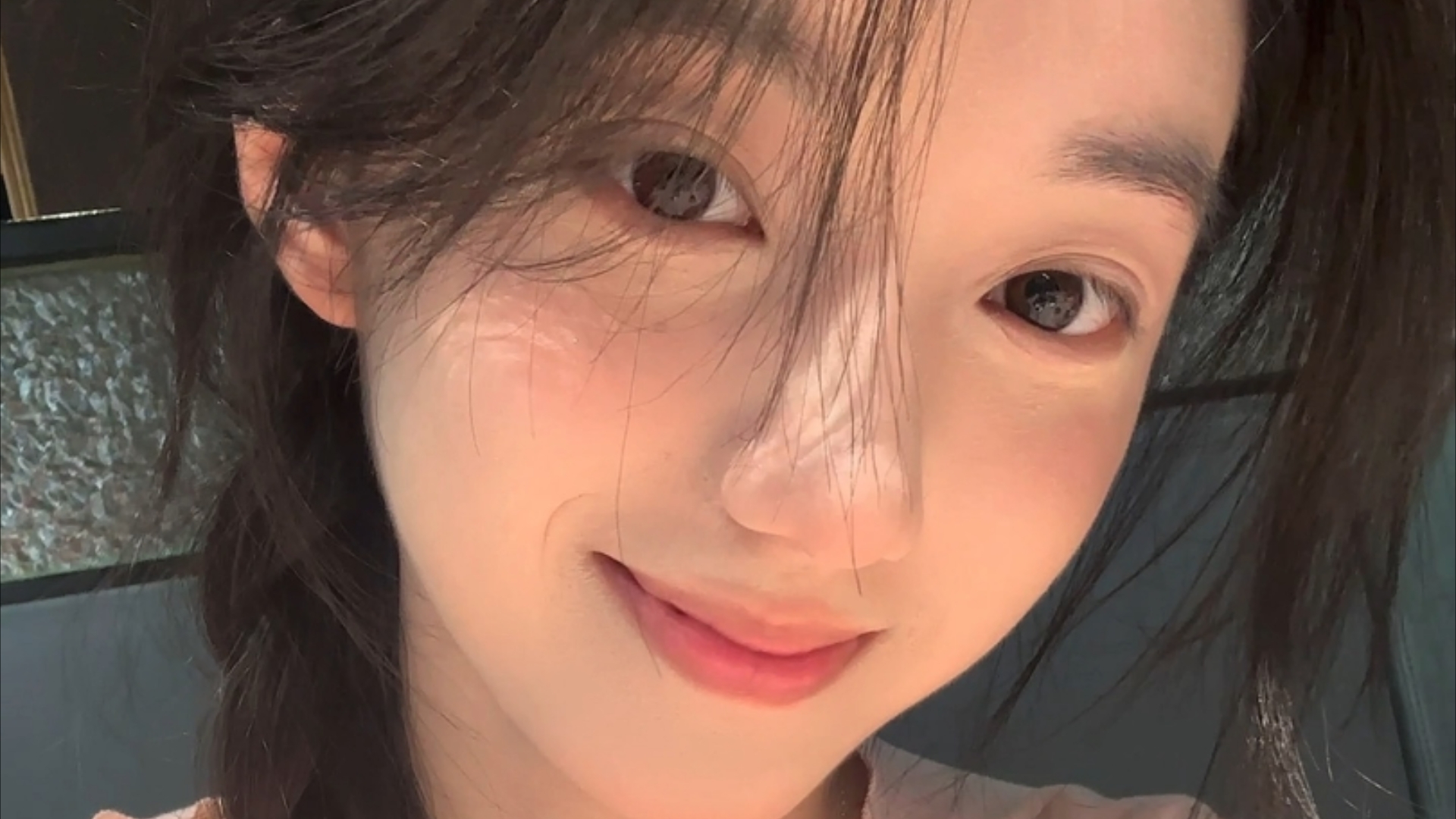 中国驻冰岛使馆提醒在冰中国公民及游客注意防范火山喷发危险